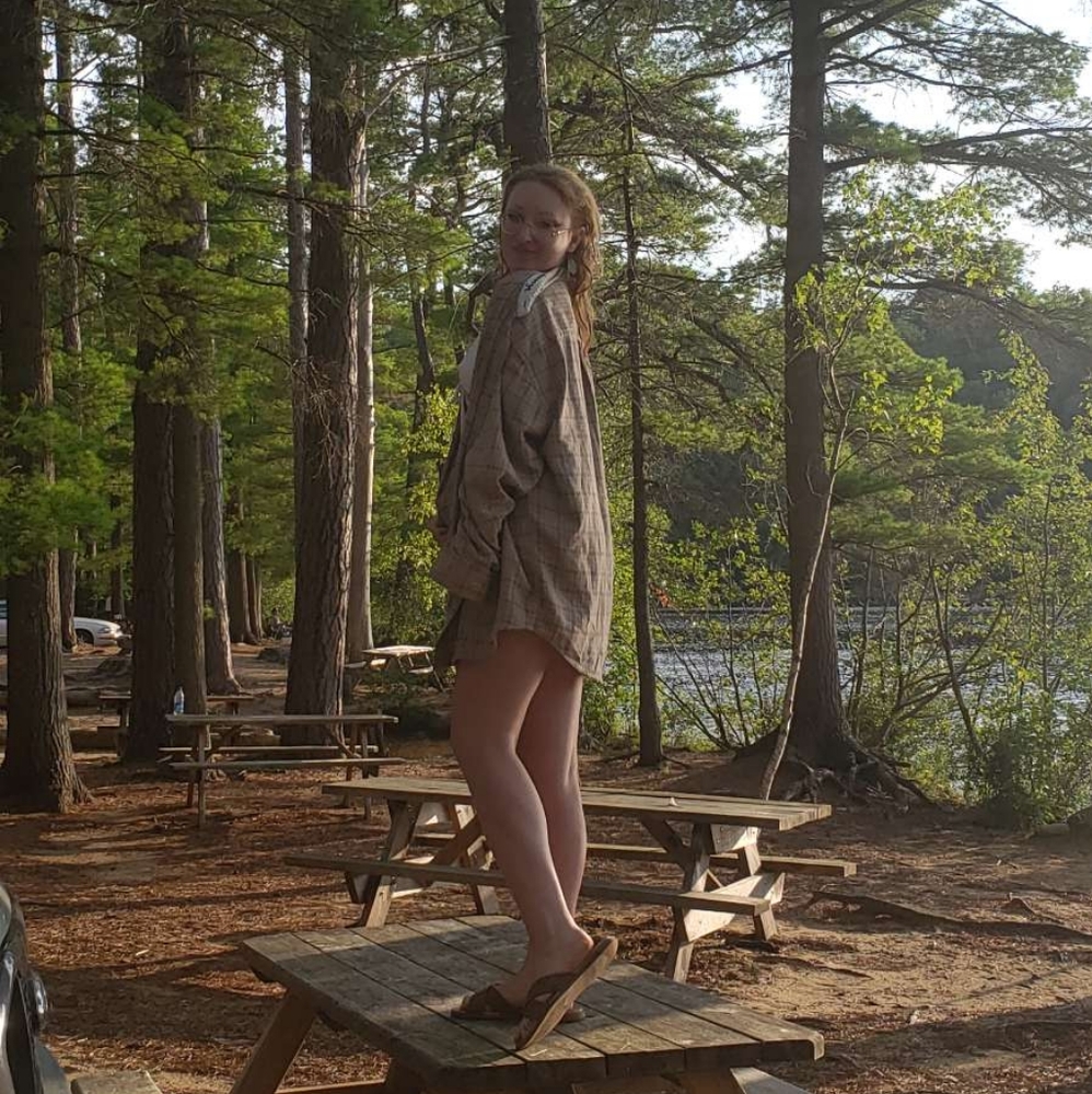 Meet your Posher, Belle